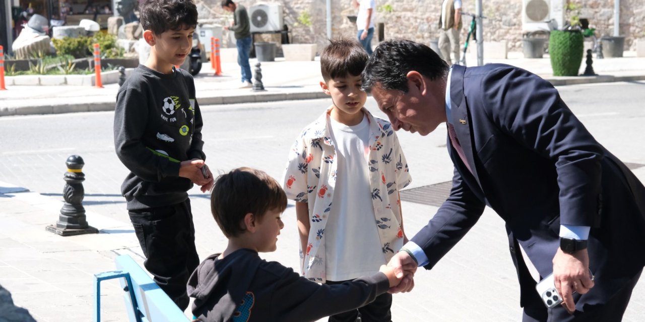 BAŞKAN ARAS’TAN GENÇLERLE BAYRAM ZİYARETİ