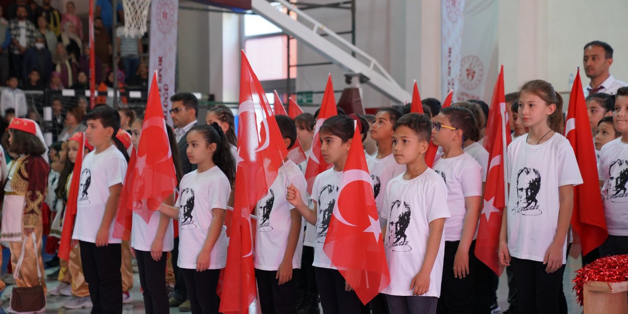 23 NİSAN SEYDİKEMER’DE KUTLANDI