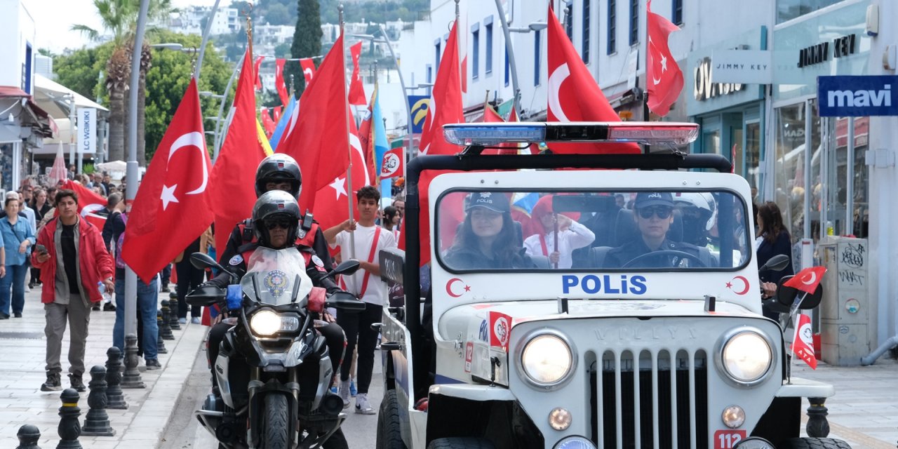 BODRUM’DA 23 NİSAN COŞKUSU YAŞANDI