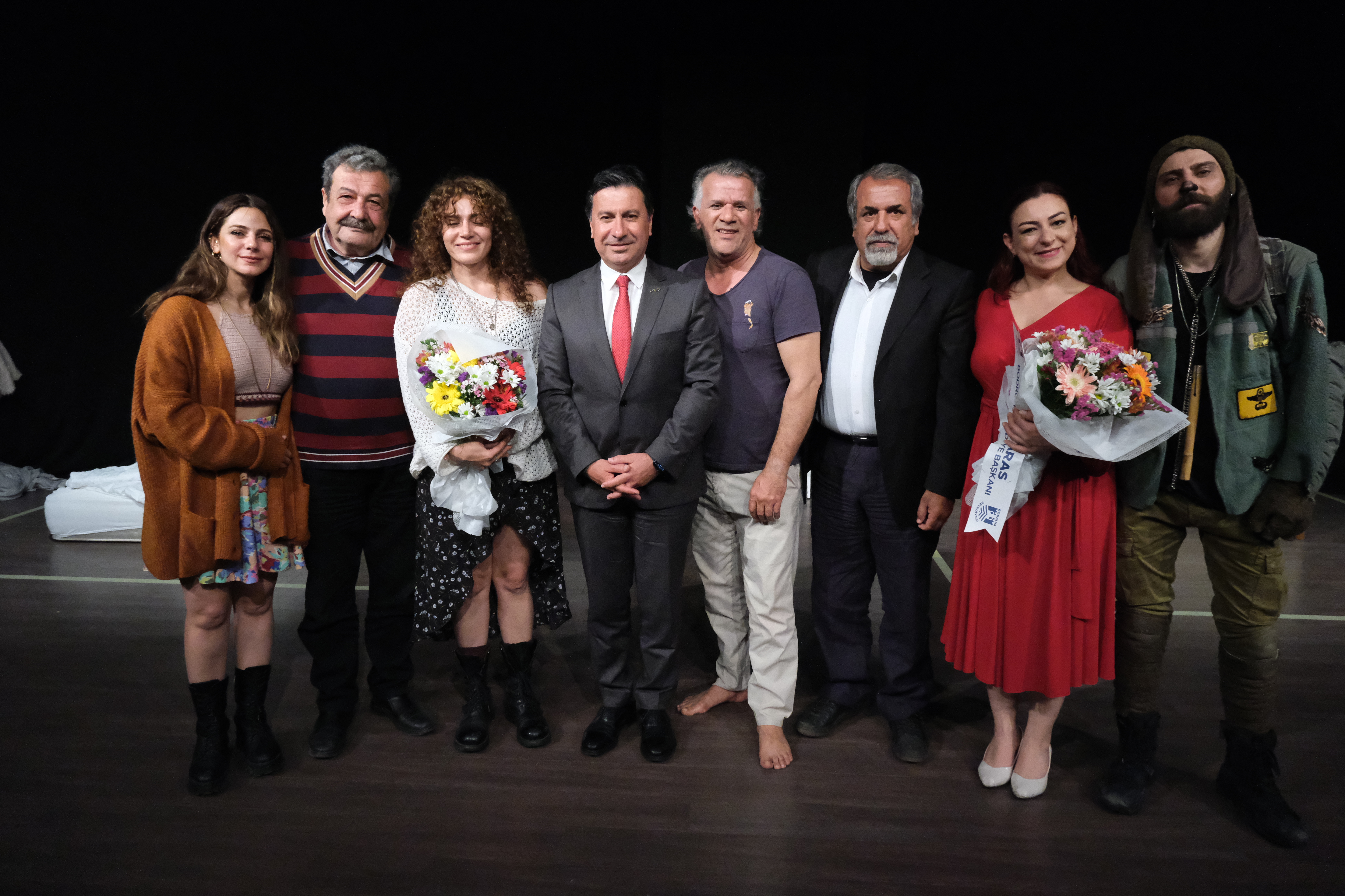 “Köpek, Kadın, Erkek” oyunu Bodrum’da sergilendi