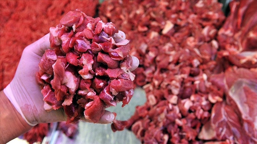 ESK ay sonuna kadar şarküteri üretimi yapan firmalara karkas satışı yapacak