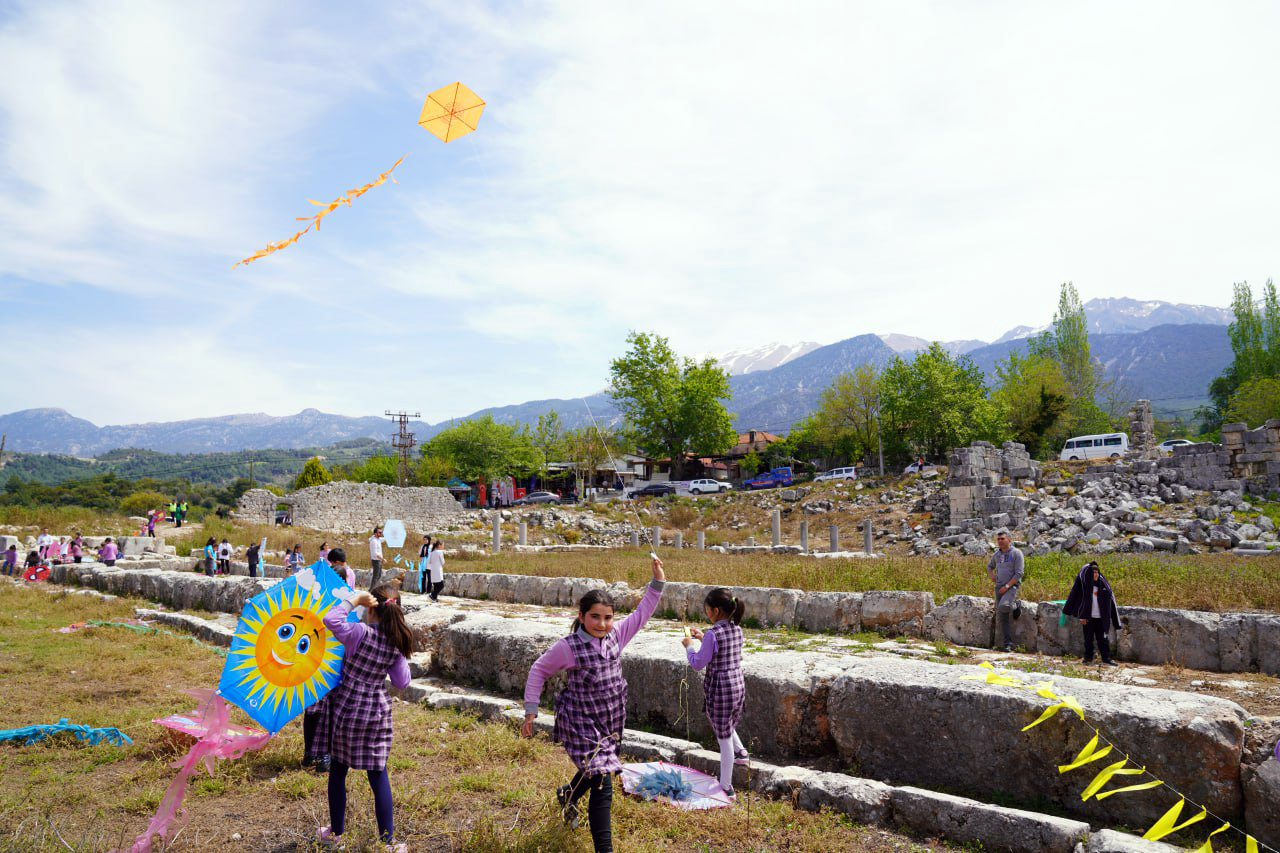 Tlos Antik Kenti'nde uçurtma şenliği yapıldı