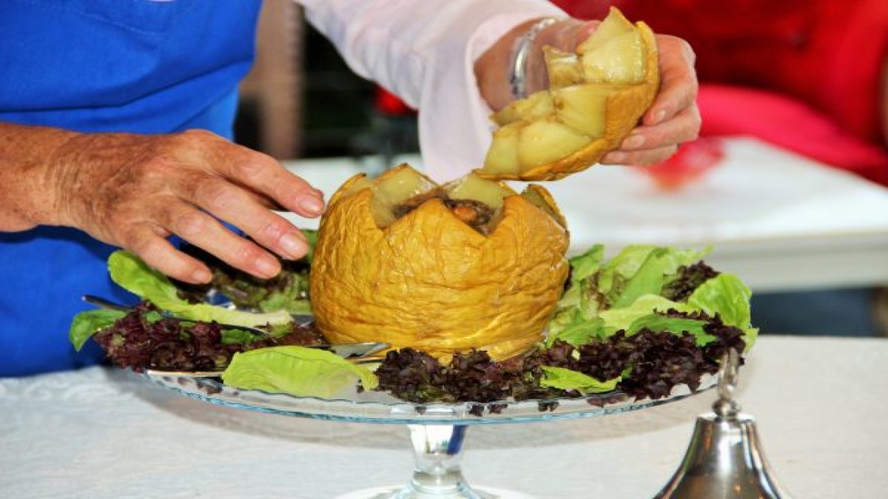 Sultanların en çok sevdiği yemek 'kavun dolması'