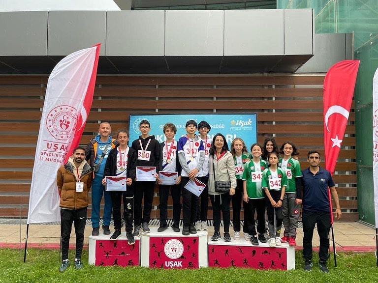 ERKEKLER ORYANTİRİNG TAKIMI BÖLGE ŞAMPİYONU