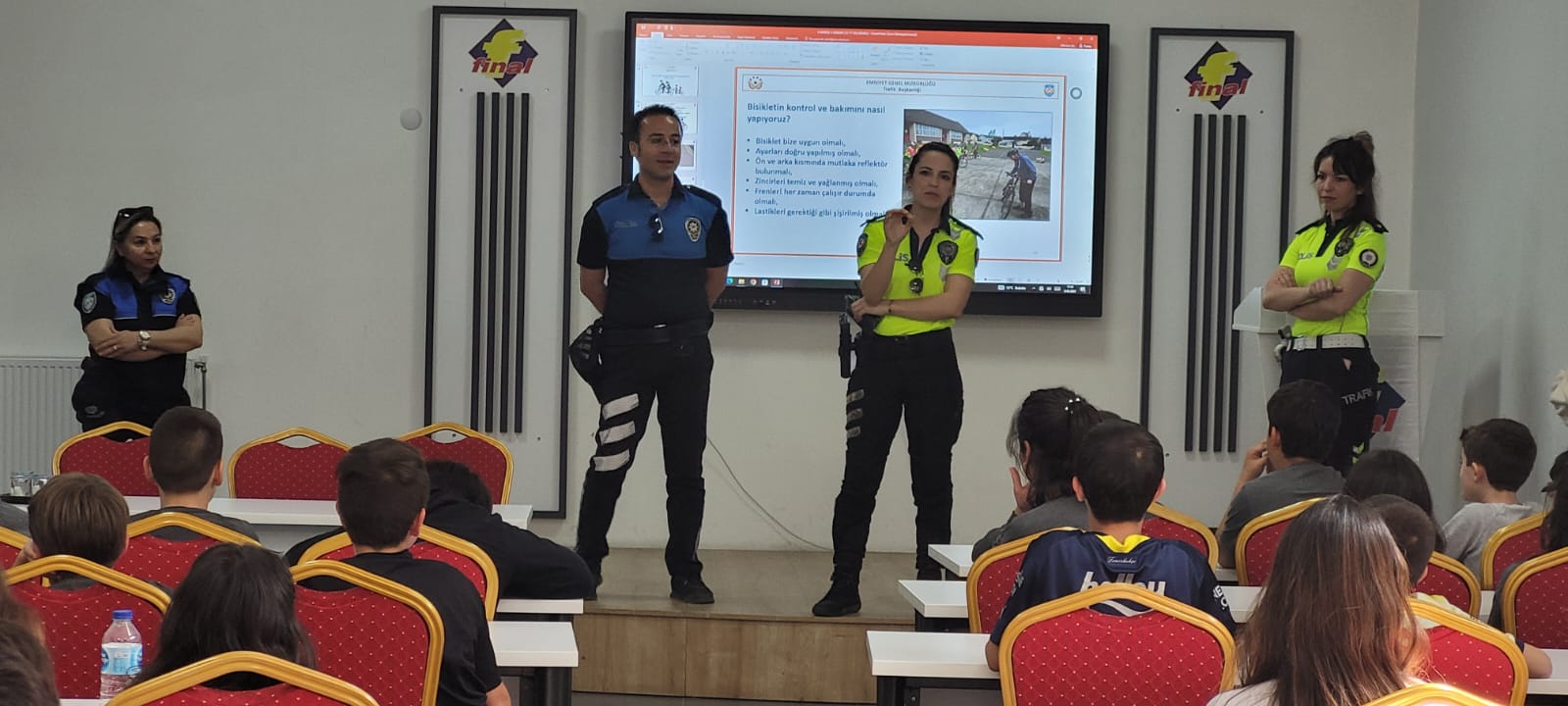 120 öğrenciye trafik eğitimi verildi