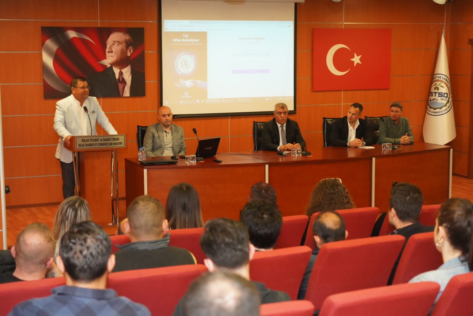 MİLAS BELEDİYESİ DİJİTALLEŞİYOR