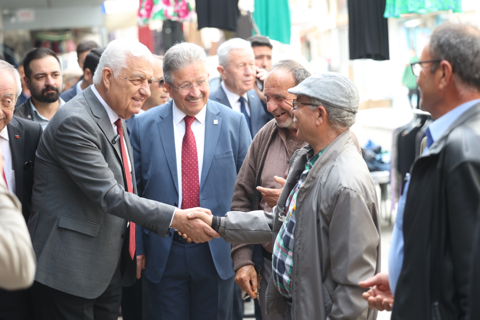 Başkan Gürün ilçe gezilerine devam ediyor