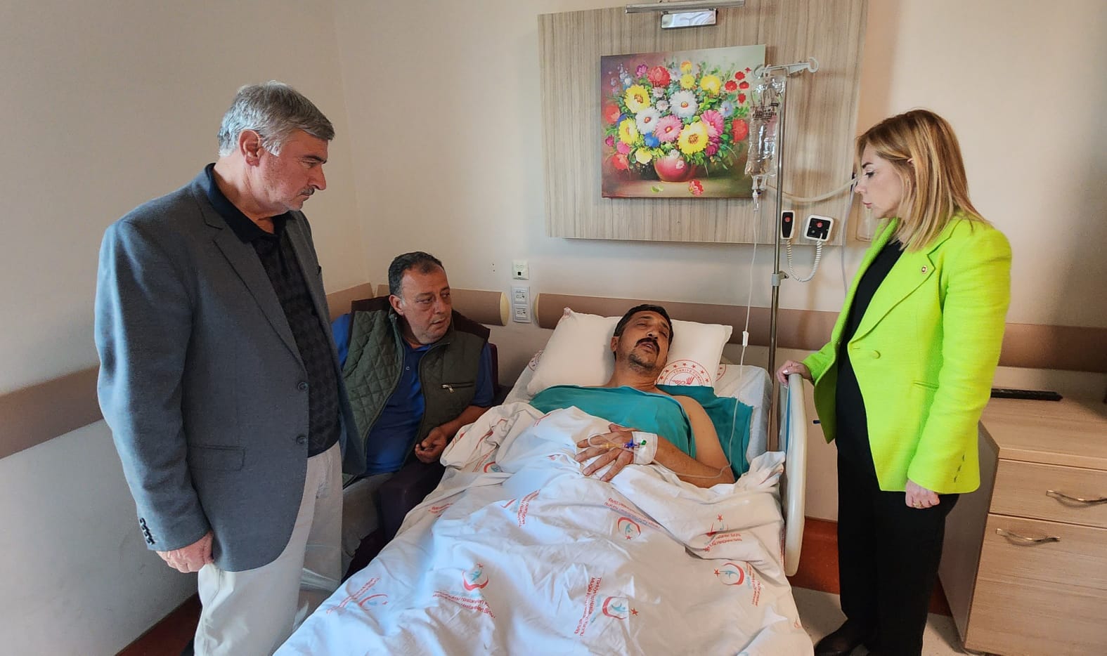 Kahvehanede çıkan kavgada AK Parti mahalle temsilcisi bıçaklandı