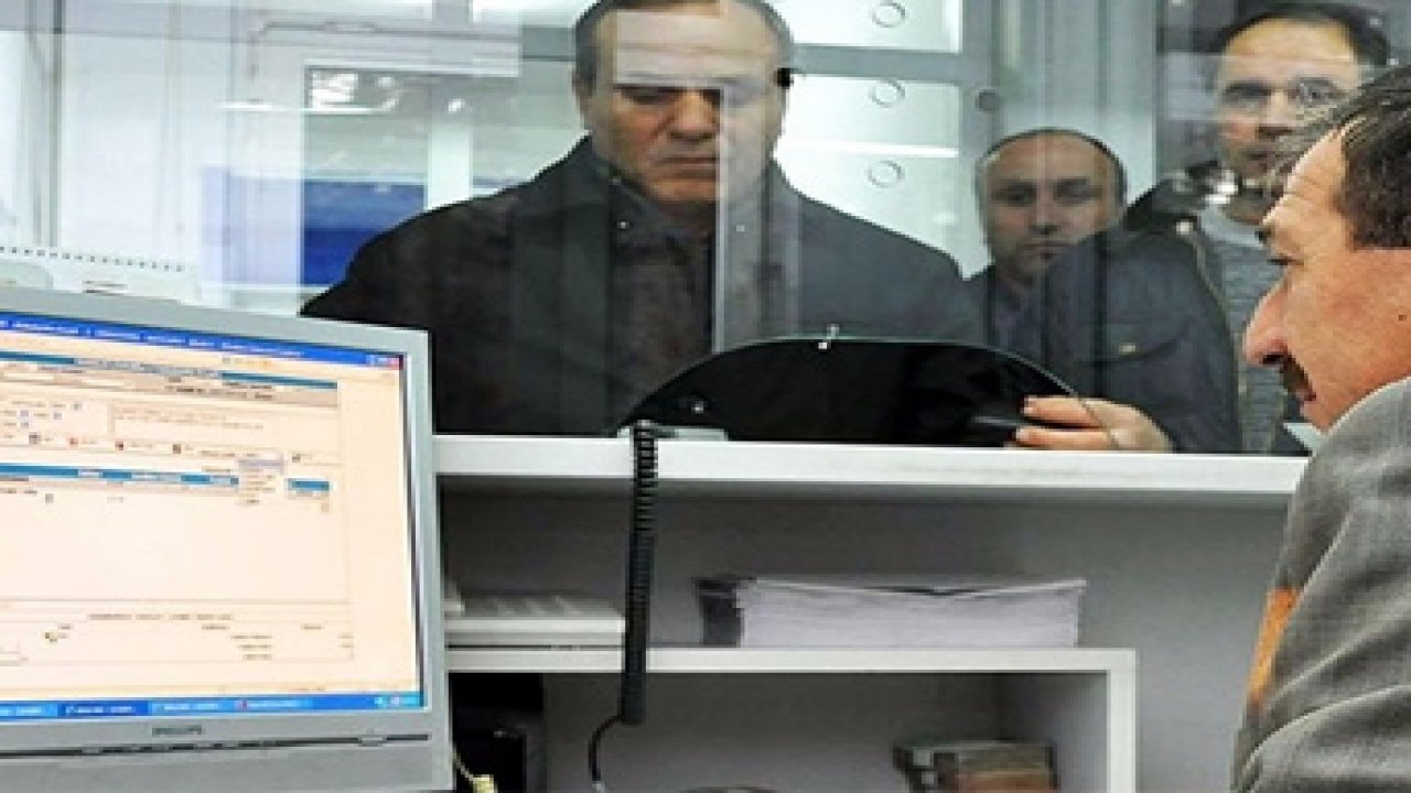 Memura 'görev yerini terk etmeme' zorunluluğu