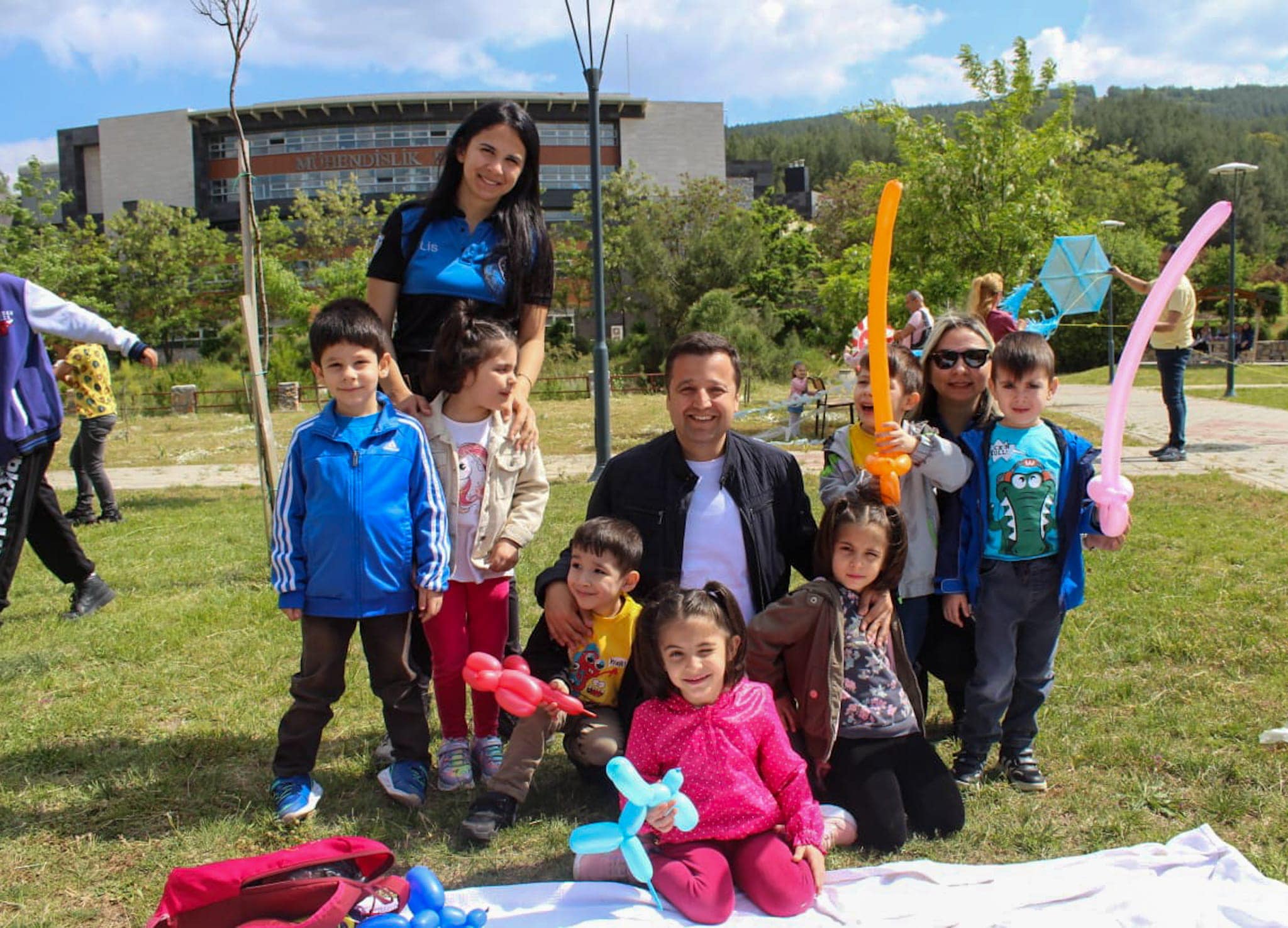 AİLE HAFTASI ÇEŞİTLİ ETKİNLİKLERLE KUTLANDI