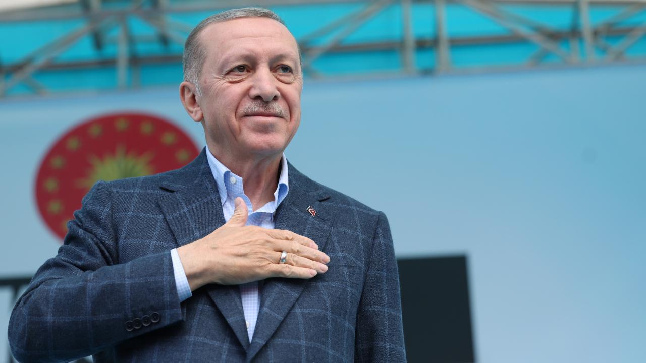 Erdoğan'dan deprem bölgesine yatırım müjdesi: “Savunma Sanayii üretim tesislerini bölgeye getiriyoruz”