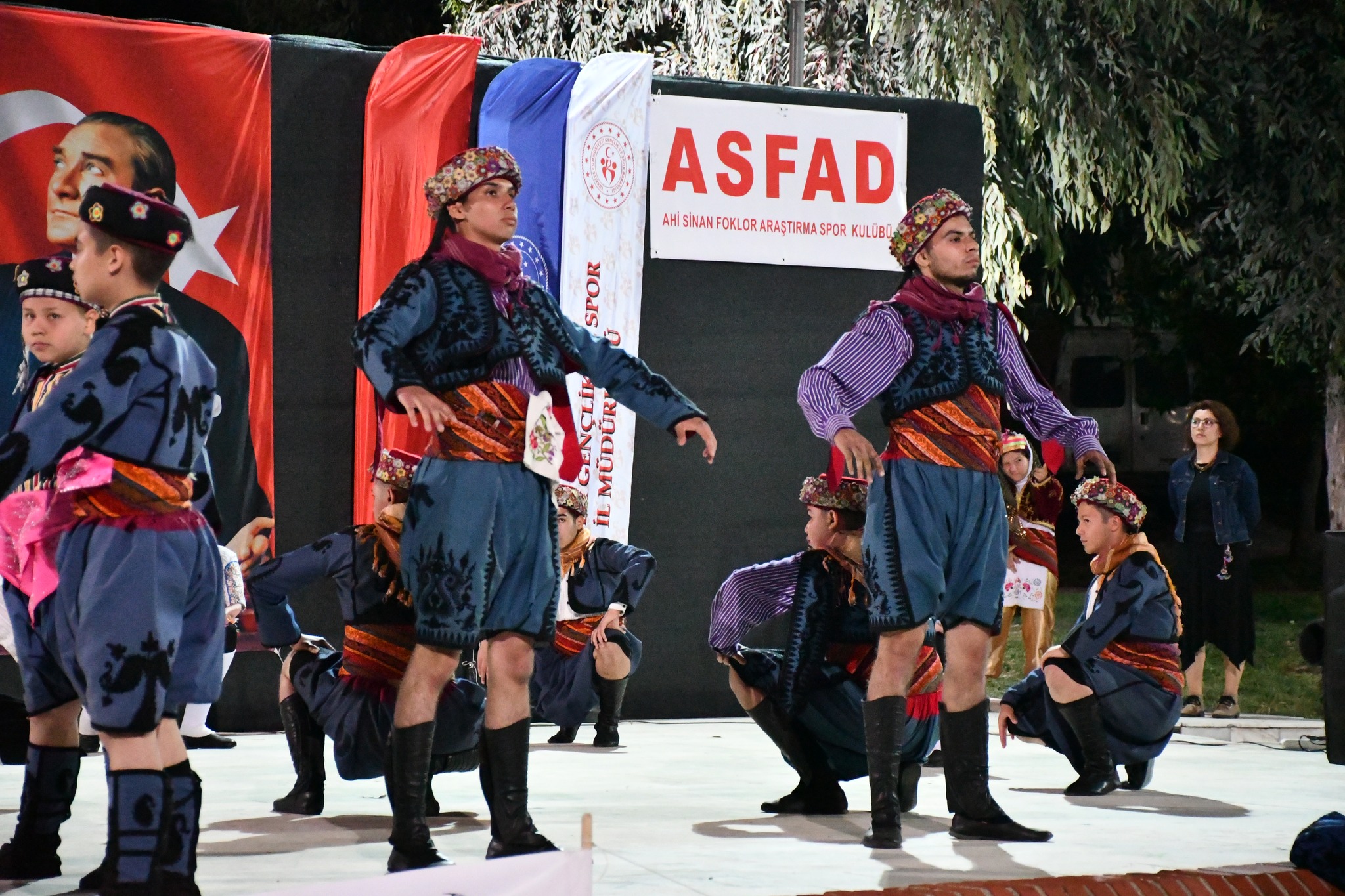 YATAĞAN ASFAD HALK OYUNLARINA YOĞUN İLGİ