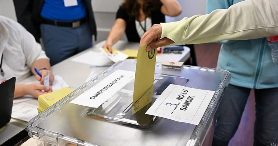 Cumhurbaşkanı Seçimi'nde yurt dışı ve gümrüklerde oy kullananların sayısı 1,9 milyonu aştı