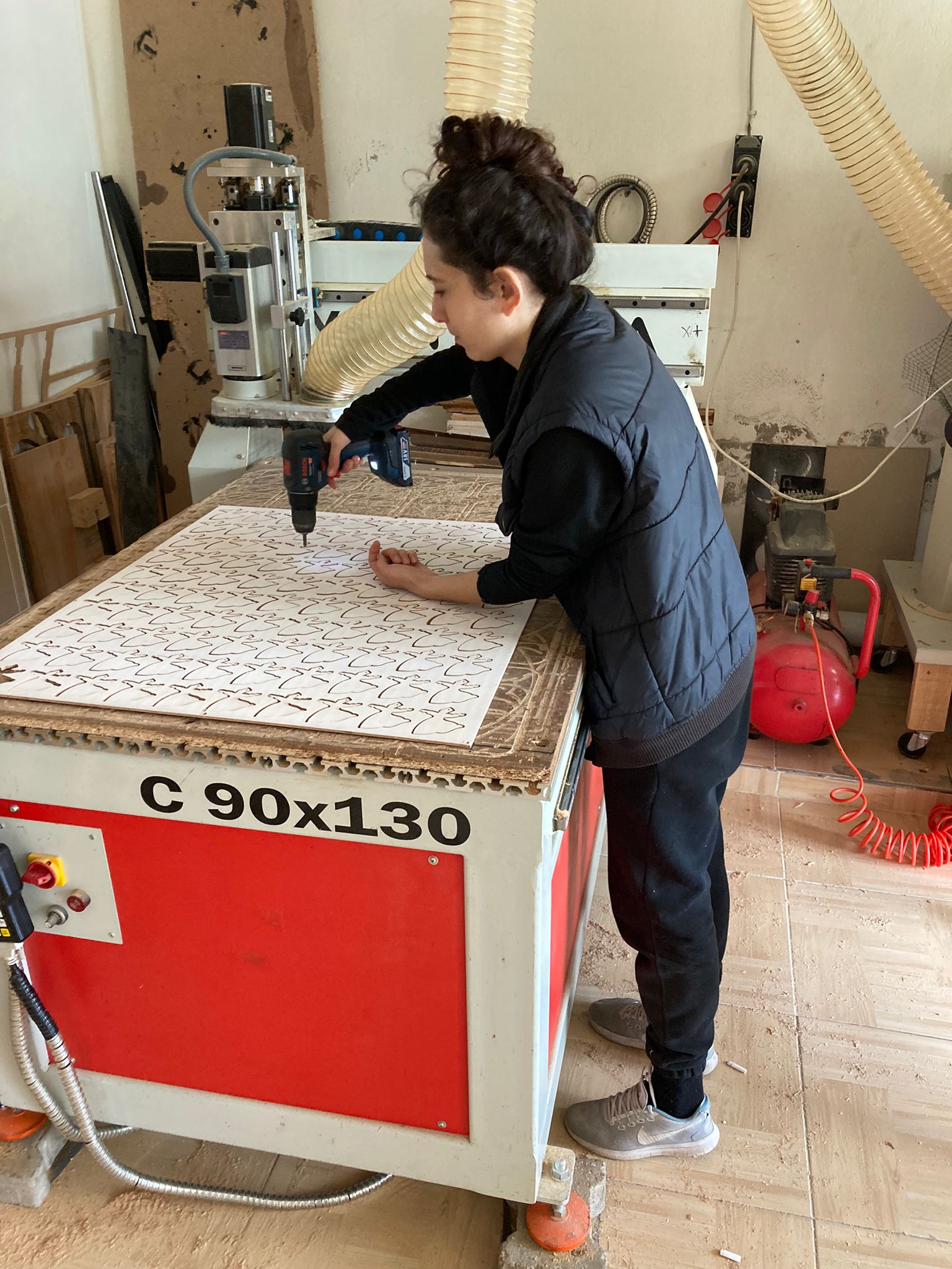 GENÇ İŞLETMECİ DEVLETTE İŞ ARAMAK YERİNE İŞYERİNİAÇTI