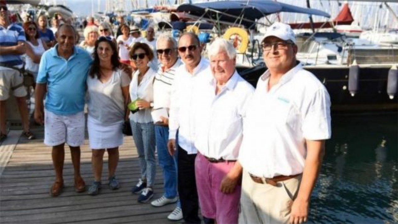 Dünyayı 4 yılda  dolaşacaklar