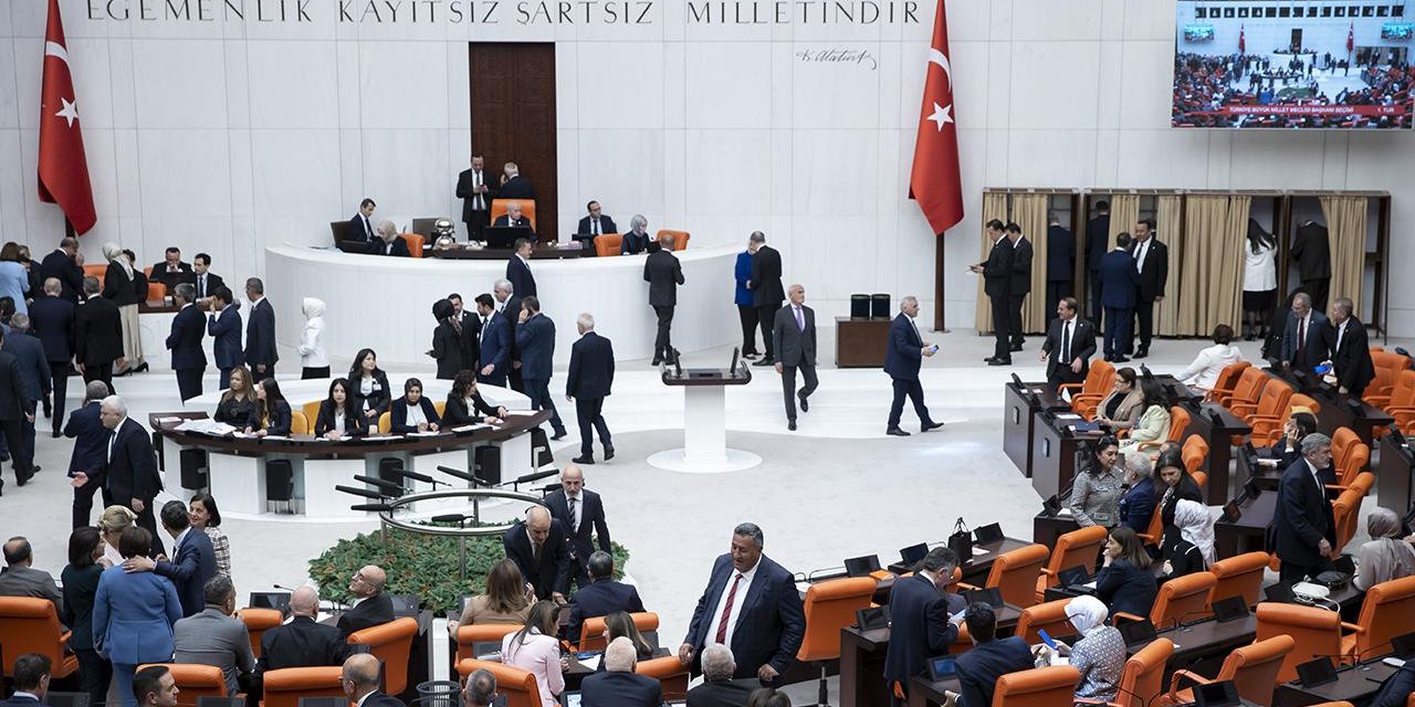 Meclis'te başkanlık seçimi başladı