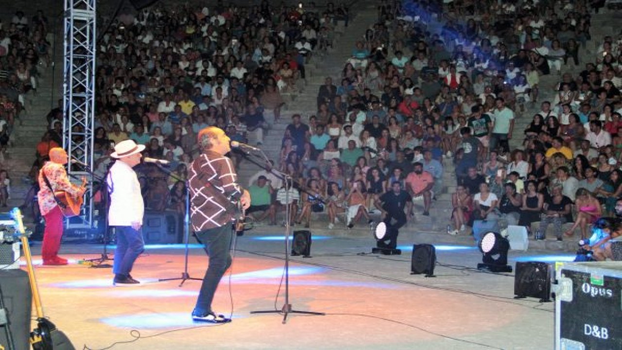 MFÖ müzik ziyafeti sundu