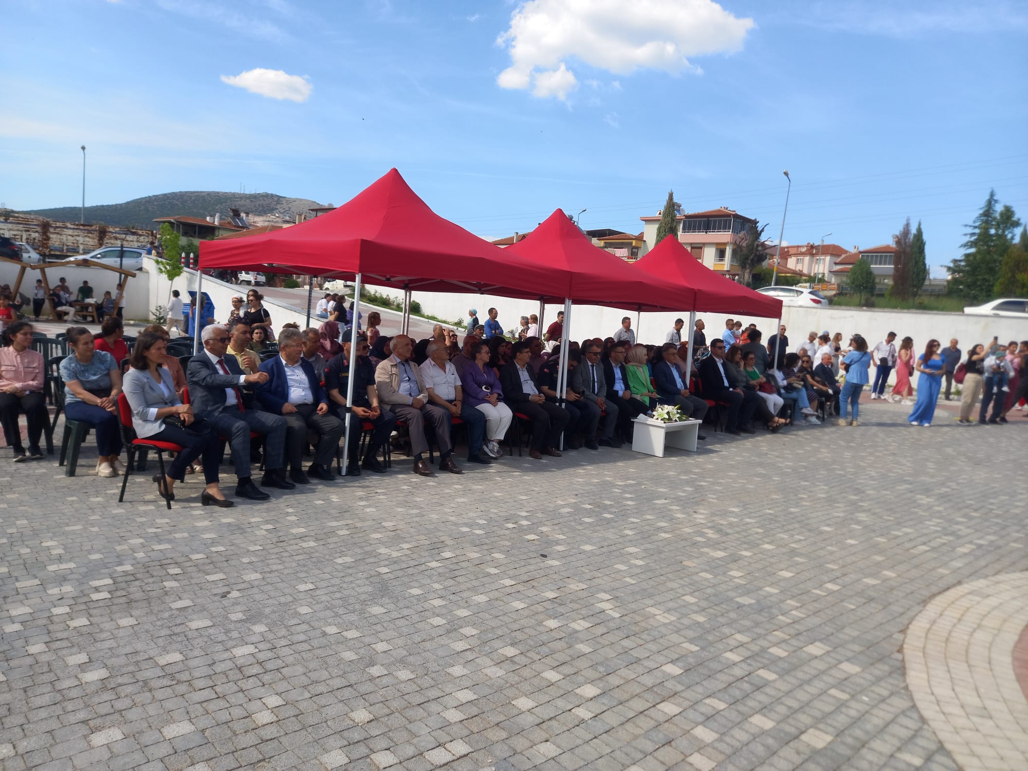 YATAĞAN HALK EĞİTİM ESERLERİ KONUKLARIN BEĞENİSİNE SUNULDU