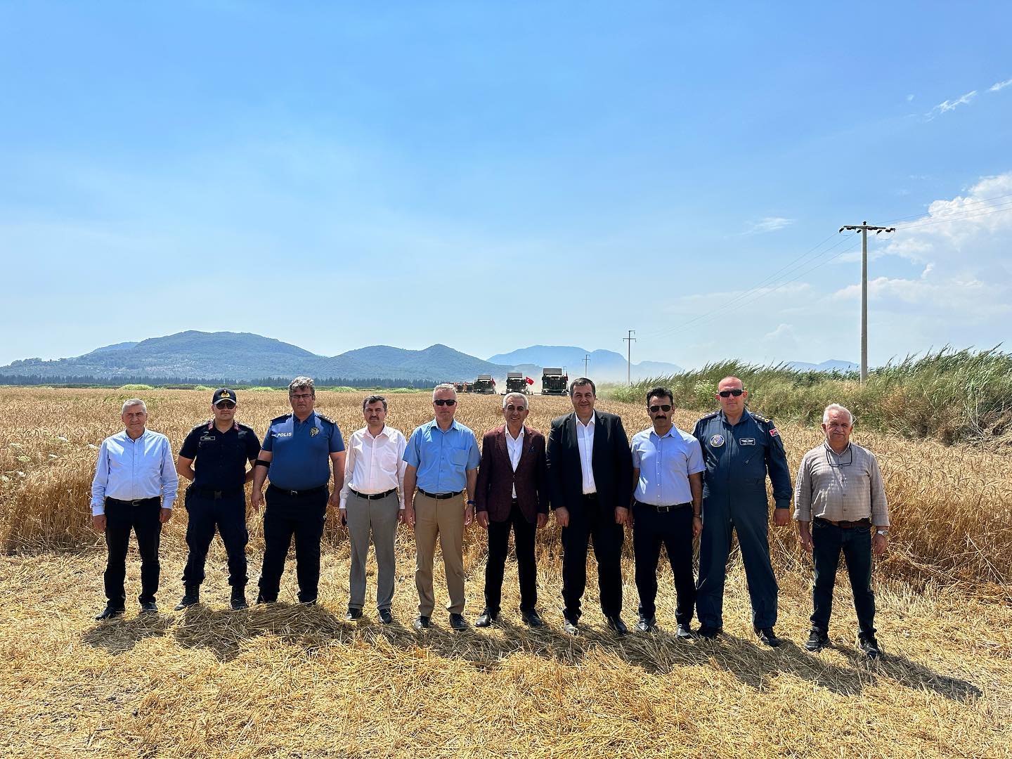 Başkan Karakuş ilk hasada katıldı