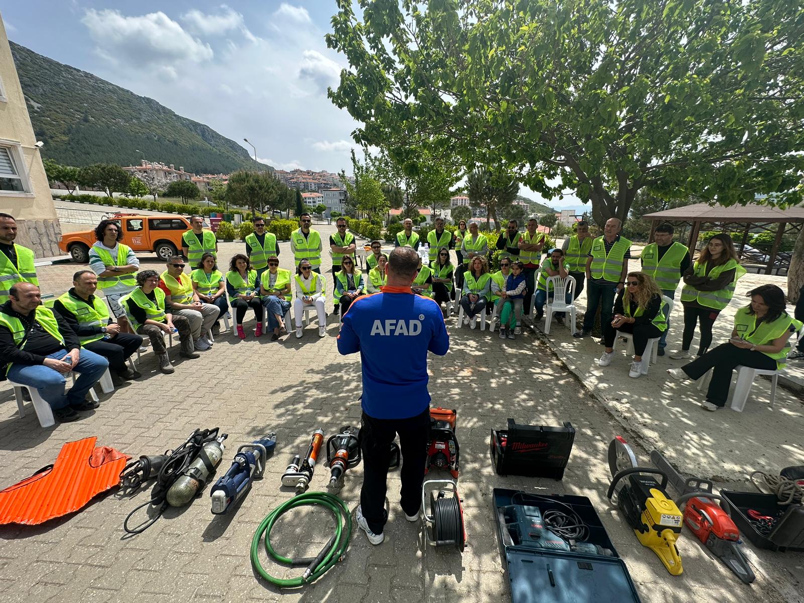 “Kurtarmaya ilk komşunuz gelir” mottosuyla bir araya geldiler