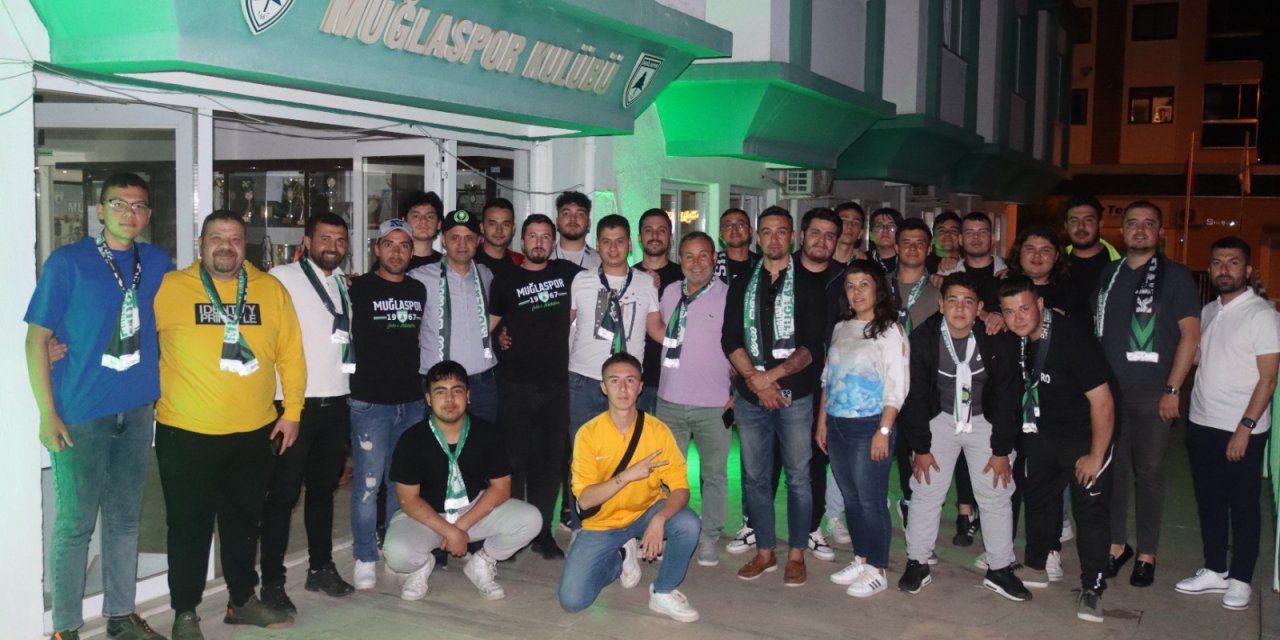 SUSKUNLAR TARAFTAR GRUBU'NDAN MUĞLASPOR'A ZİYARET