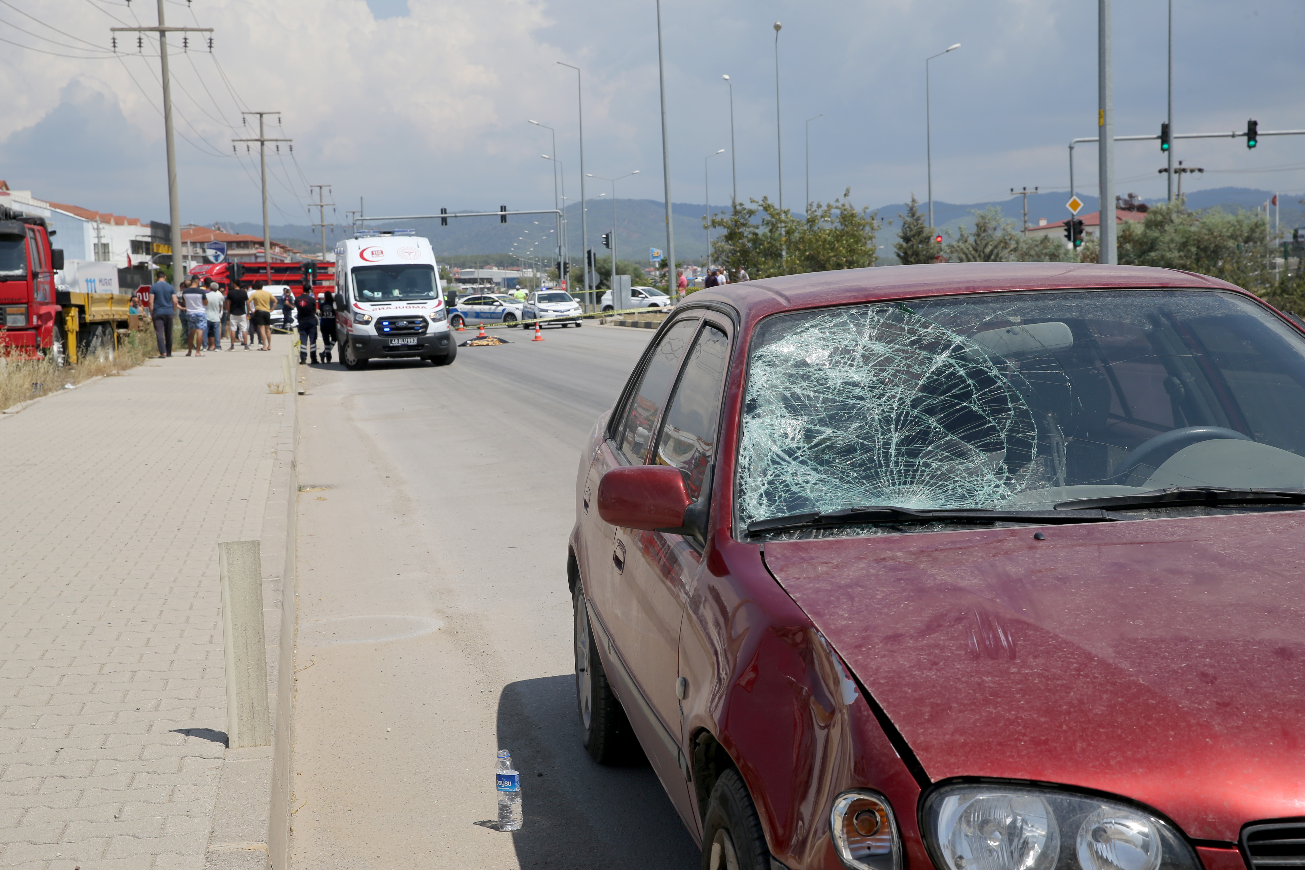 Fethiye'de otomobilin çarptığı depremzede çocuk öldü