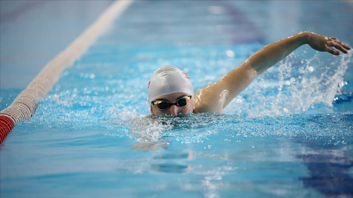 Dünya şampiyonu paletli yüzmeci, Avrupa Şampiyonası'nda madalya peşinde