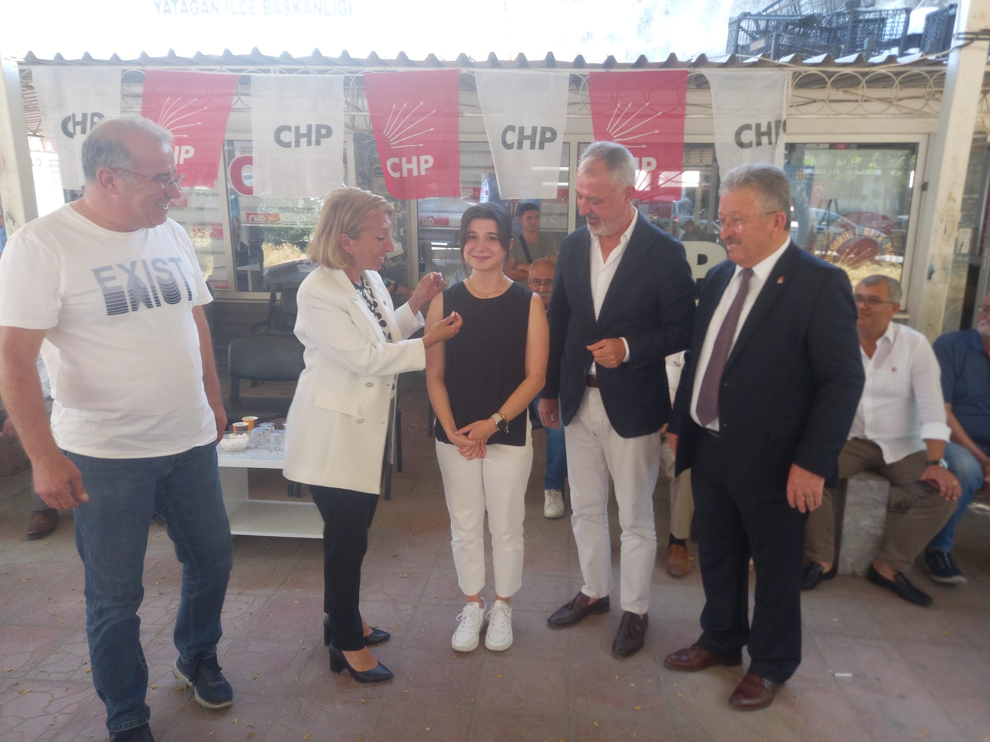 YATAĞAN CHP’DE BAYRAMLAŞMA 2. GÜNDE YAPILDI