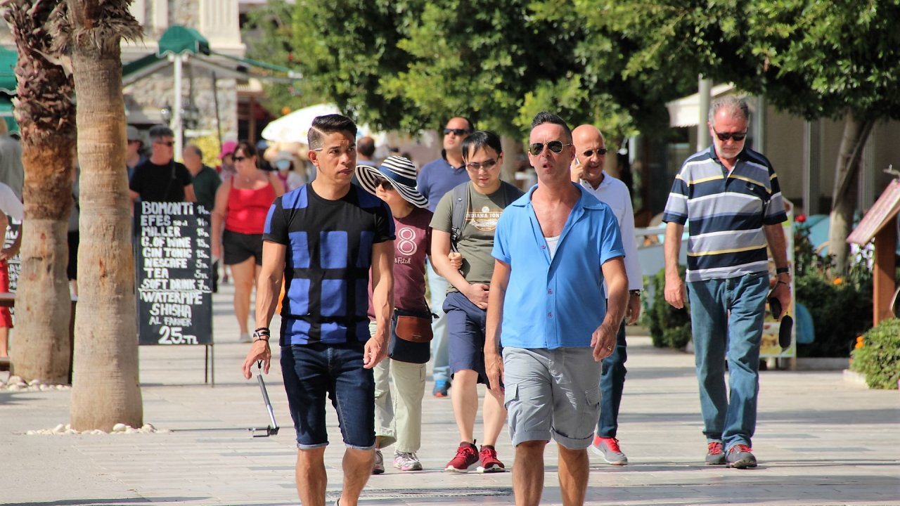 3 bin turist Bodrum’a akın etti