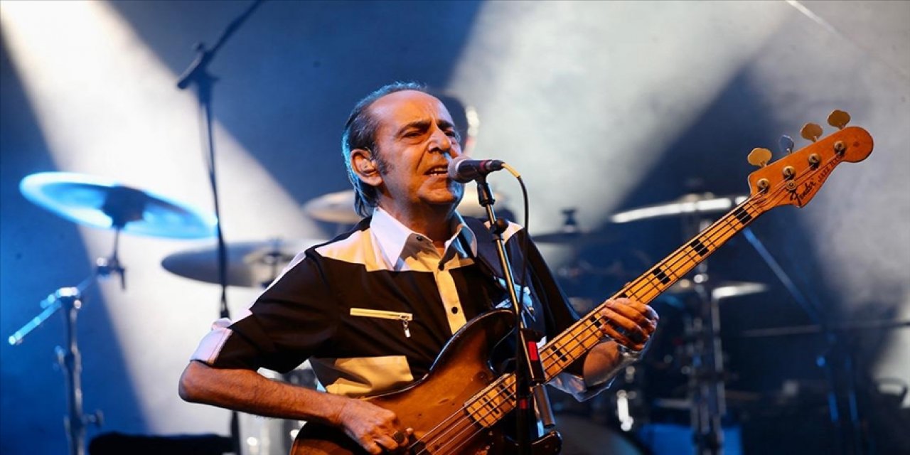 Özkan Uğur hayatını kaybetti