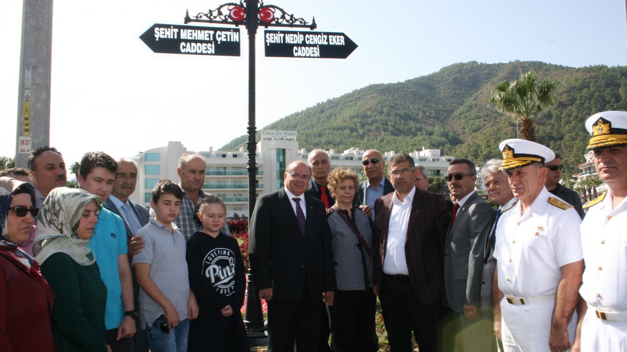 Cumhurbaşkanı’na suikast girişiminde şehit olan polislerin ismi iki caddede yaşatılacak