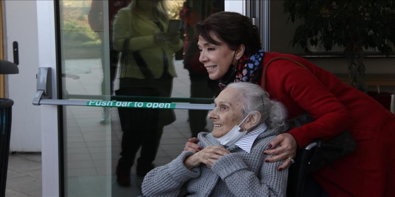 Usta oyuncu hayatını kaybetti