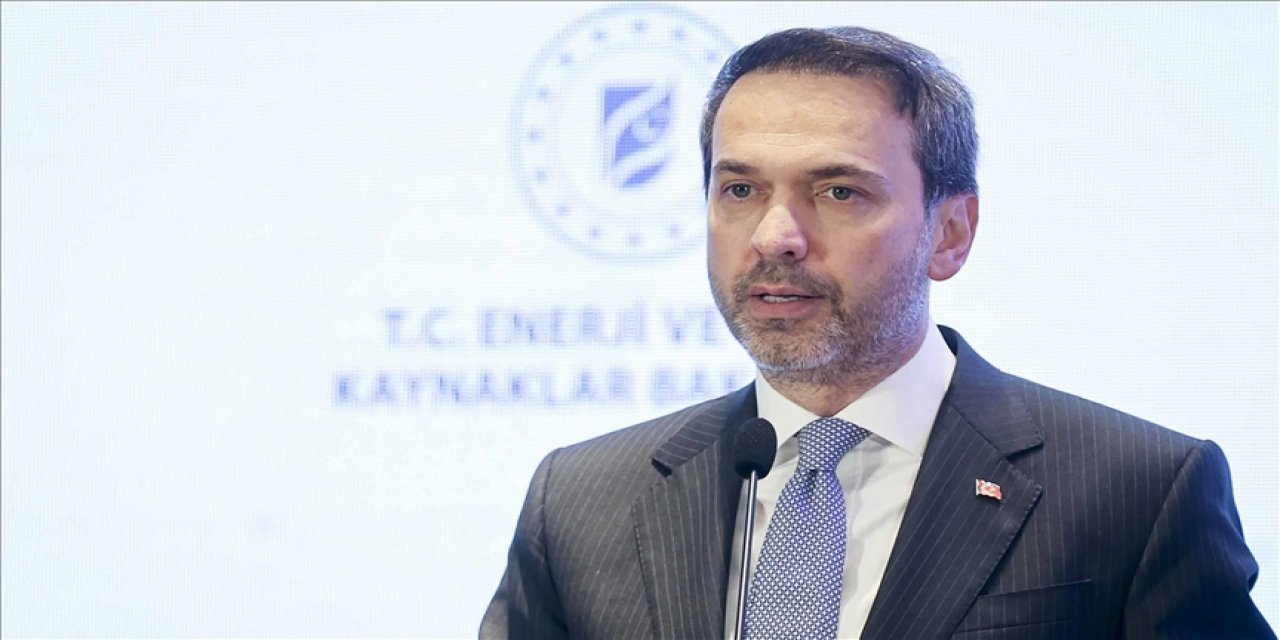 Bakan Bayraktar: Hedefimiz Türkiye'nin kurulu gücü içerisindeki yenilenebilir enerji payını yüzde 65 seviyesine çıkarmak