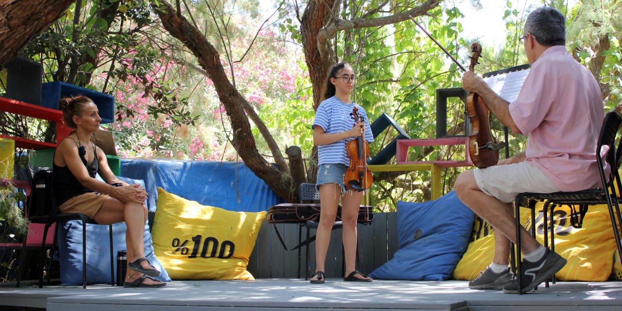 GENÇ KEMANCILAR GÜMÜŞLÜK’TE KONSER VERECEK