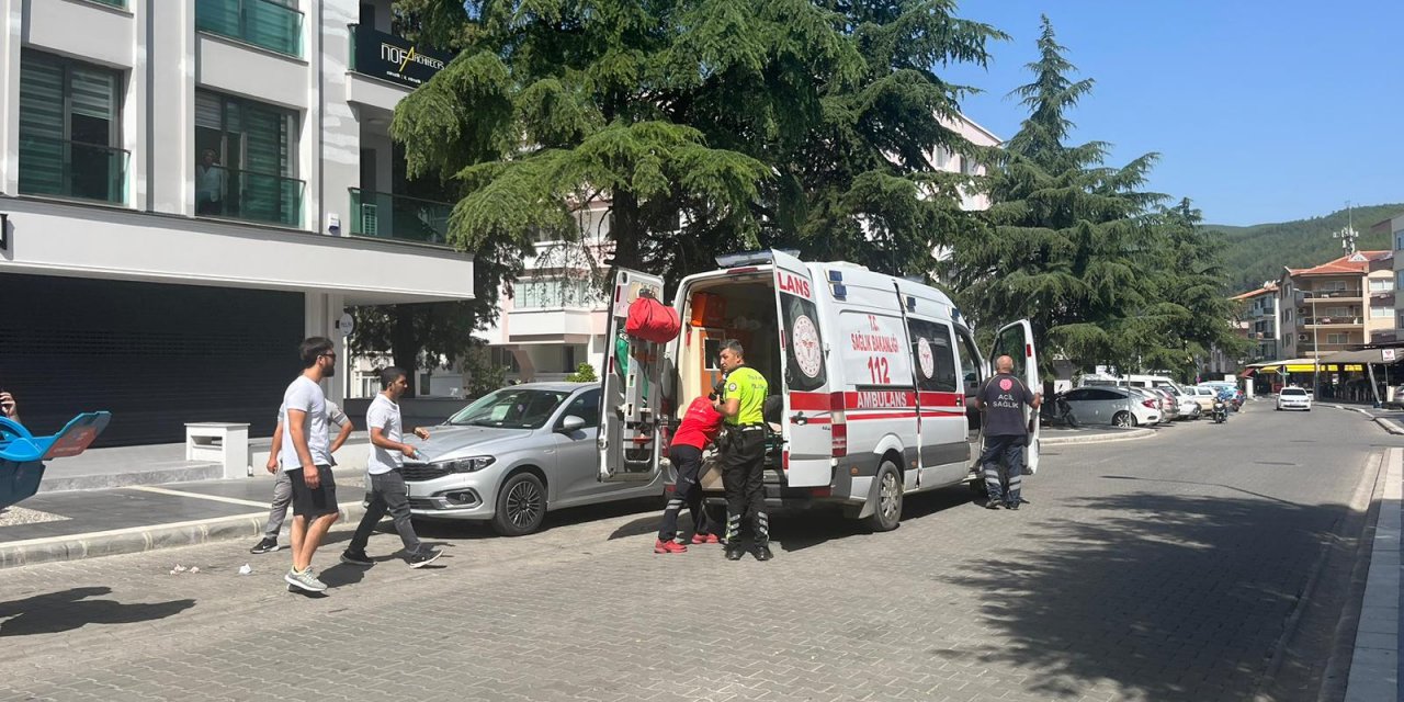 Menteşe’de motokurye kaza yaptı