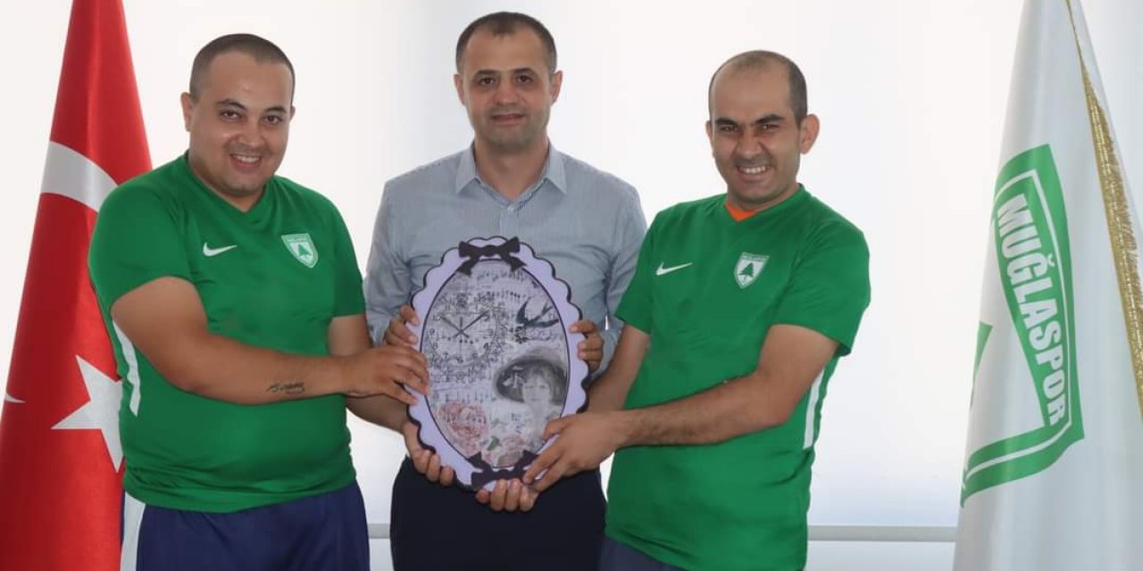 ZİHİNSEL ENGELLİLER DERNEĞİNDEN MUĞLASPOR’A ZİYARET