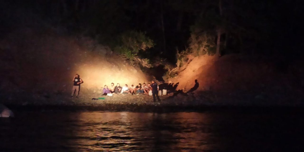 Fethiye'de adada 9 düzensiz göçmen yakalandı