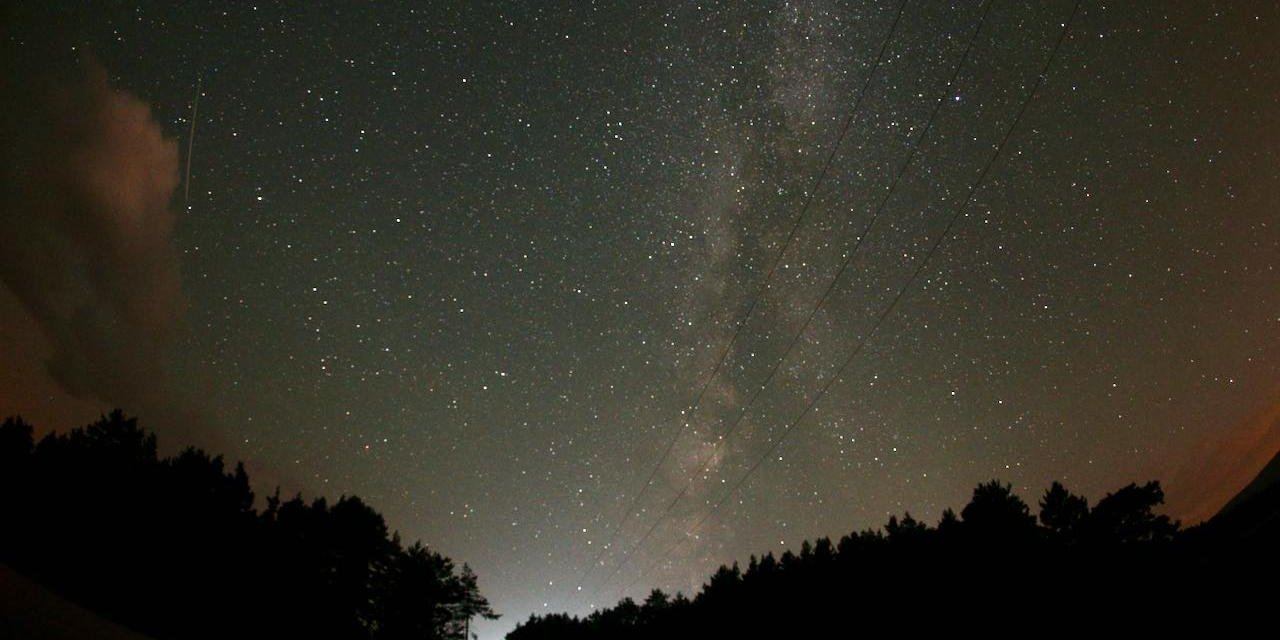 Yurdun dört bir yanında meteor yağmuru gözlemlendi