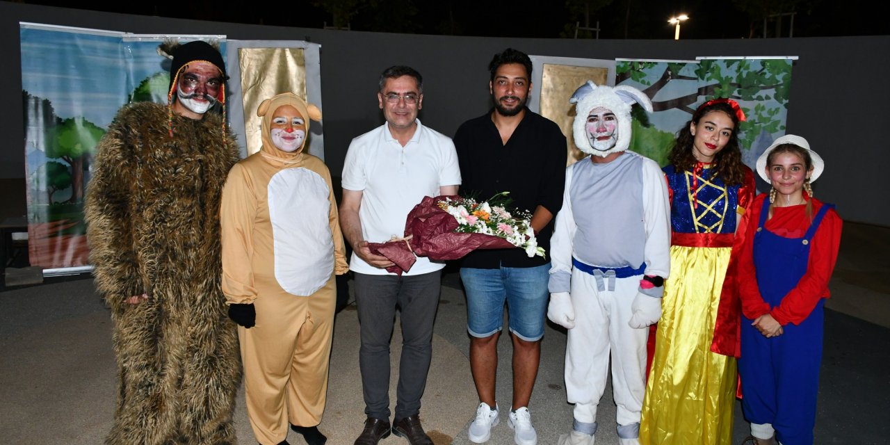 YATAĞAN MİLLET BAHÇESİ’NDE TİYATRO GÖSTERİSİ YAPILDI