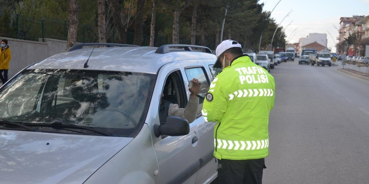 Emniyet Genel Müdürlüğünden ülke genelinde trafik denetimi