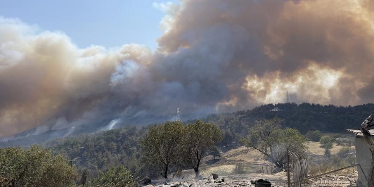 Çanakkale'de rüzgar hızı 60 kilometrenin üzerine çıktı, tedbirler alındı