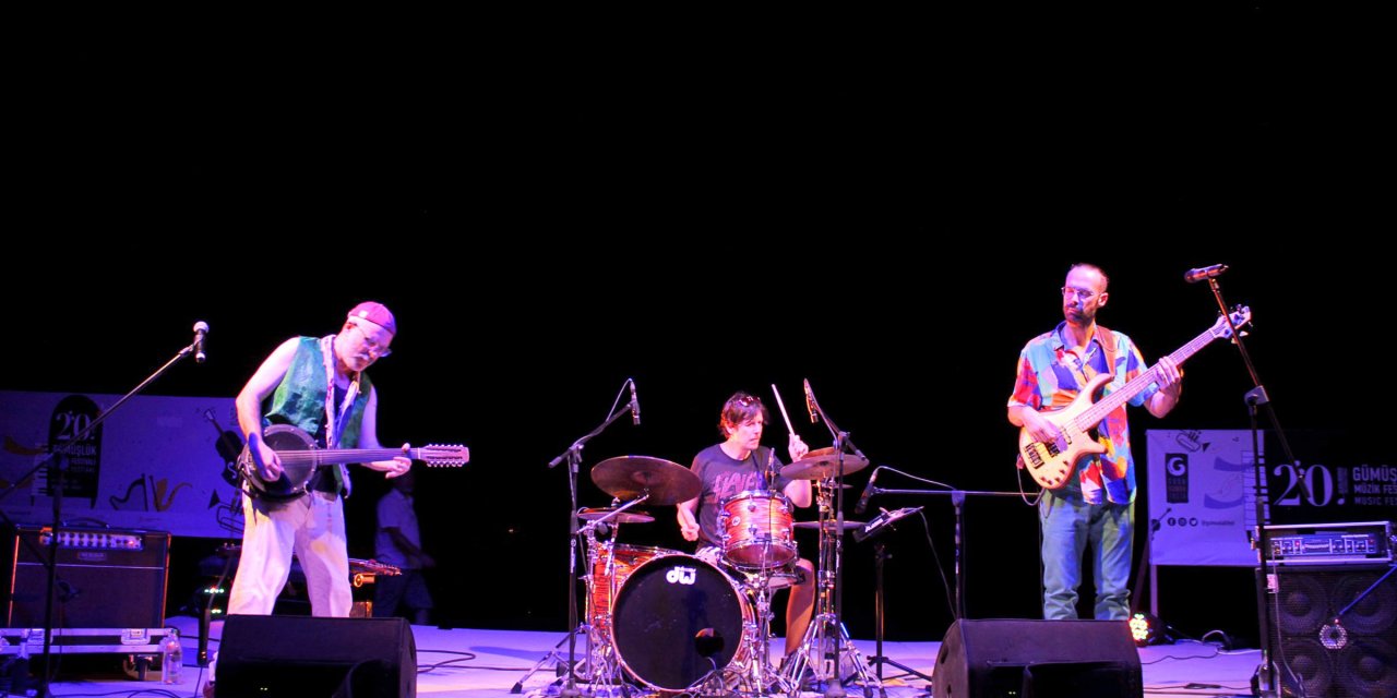 20. Uluslararası Gümüşlük Müzik Festivali, Yasak Helva konseriyle devam etti