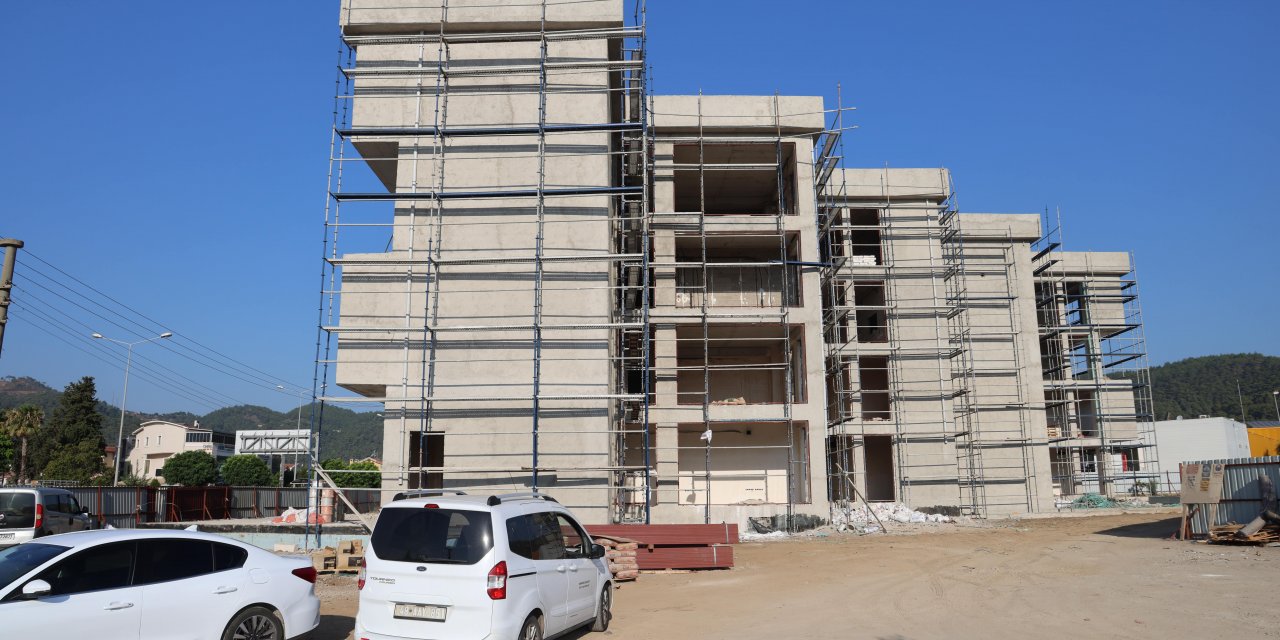 BELEDİYE BİNASININ İNŞASI 8 AYLIK SÜREDE YÜZDE 60 SEVİYEYE ULAŞTI