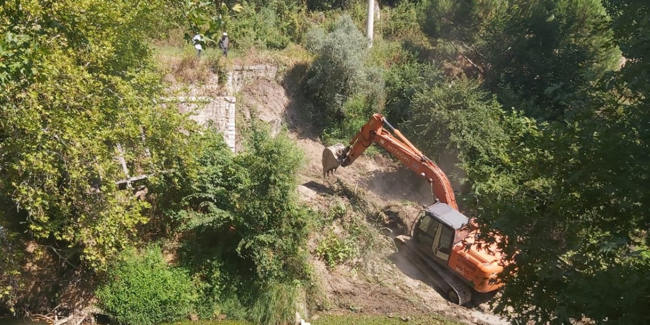YATAĞAN’DA YIKILAN TARİHİ KÖPRÜ ASLINA UYGUN YAPILACAK