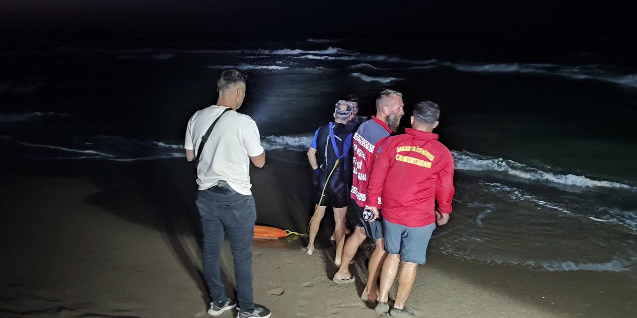 Yasak olmasına rağmen girdiği denizde kayboldu