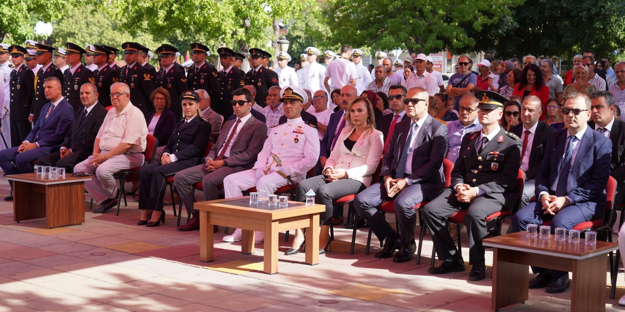 ZAFER BAYRAMI ORTACA’DA COŞKUYLA KUTLANDI