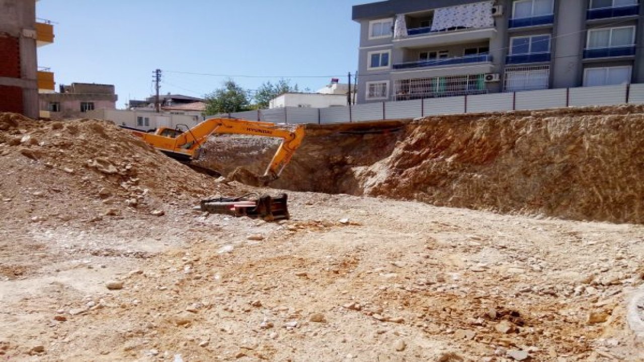 İnşaat sırasında yol göçtü