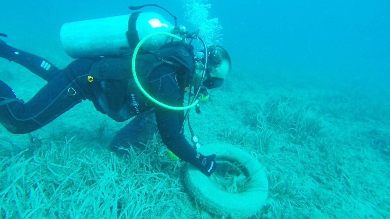 Gökova Koylarında Deniz Dibi Temizliği