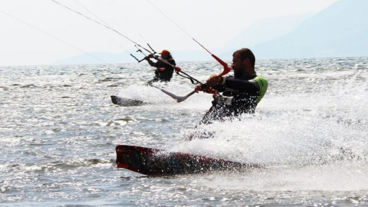 Dünya Kiteboard Şampiyonası Akyaka'da yapılacak
