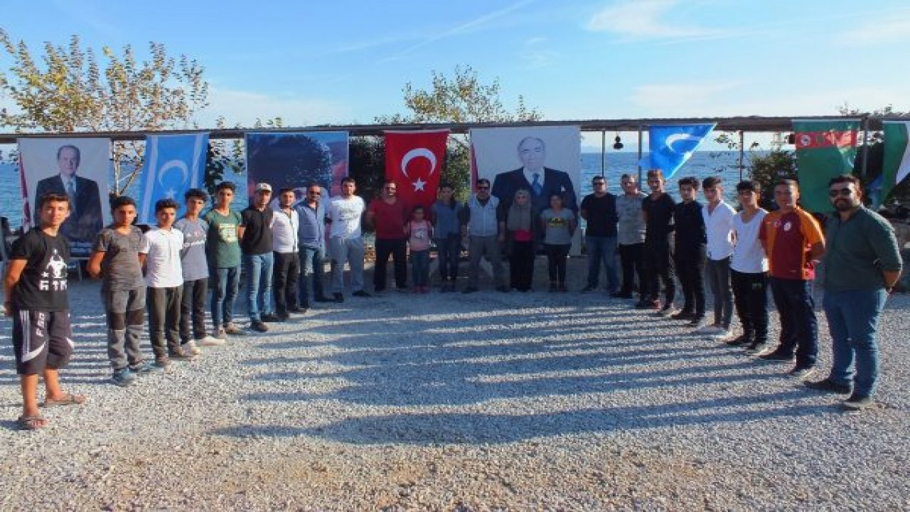 Ülkücüler gençlik kampında buluştu